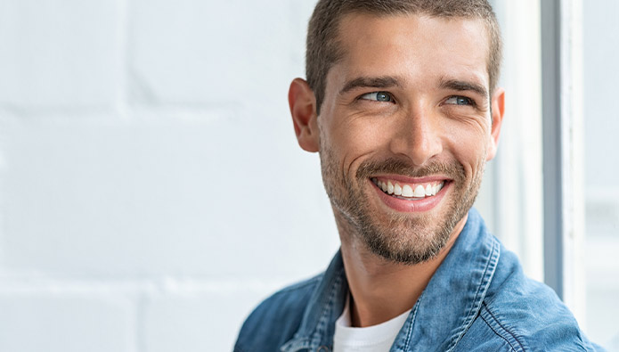  Can I get my teeth whitened during Invisalign® treatment?
